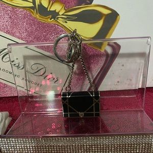 Dior keychain / key holder